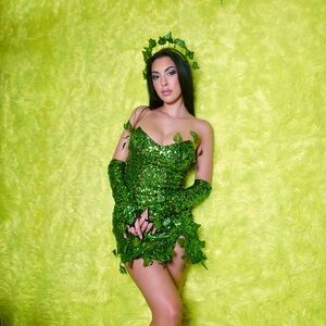 Little miss Ivy halloween costume